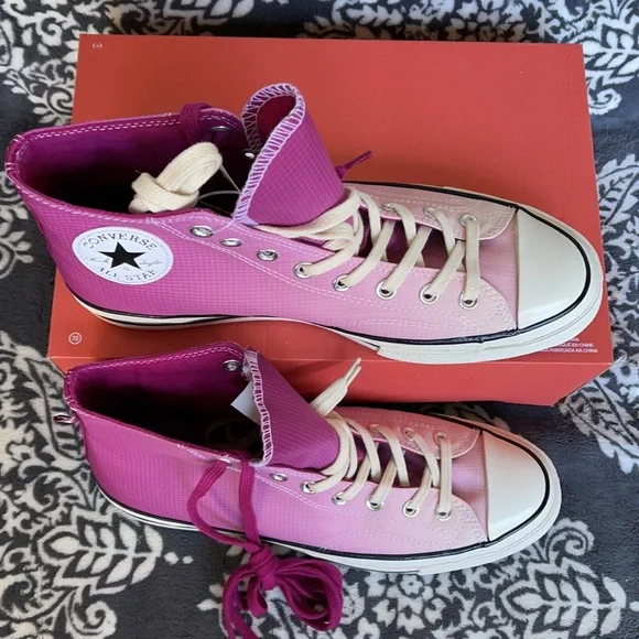 Converse Chuck Taylor 70 Hi Rose Maroon/Naples MEN`S - Picture 3 of 16